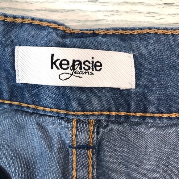 Kensie Cuffed Tie Belt Shorts 4/27 - Picture 3 of 7